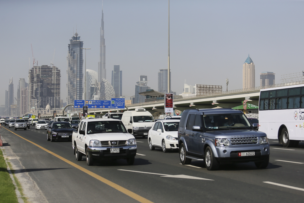 قطع غيار الأركان للسيارات في دبي